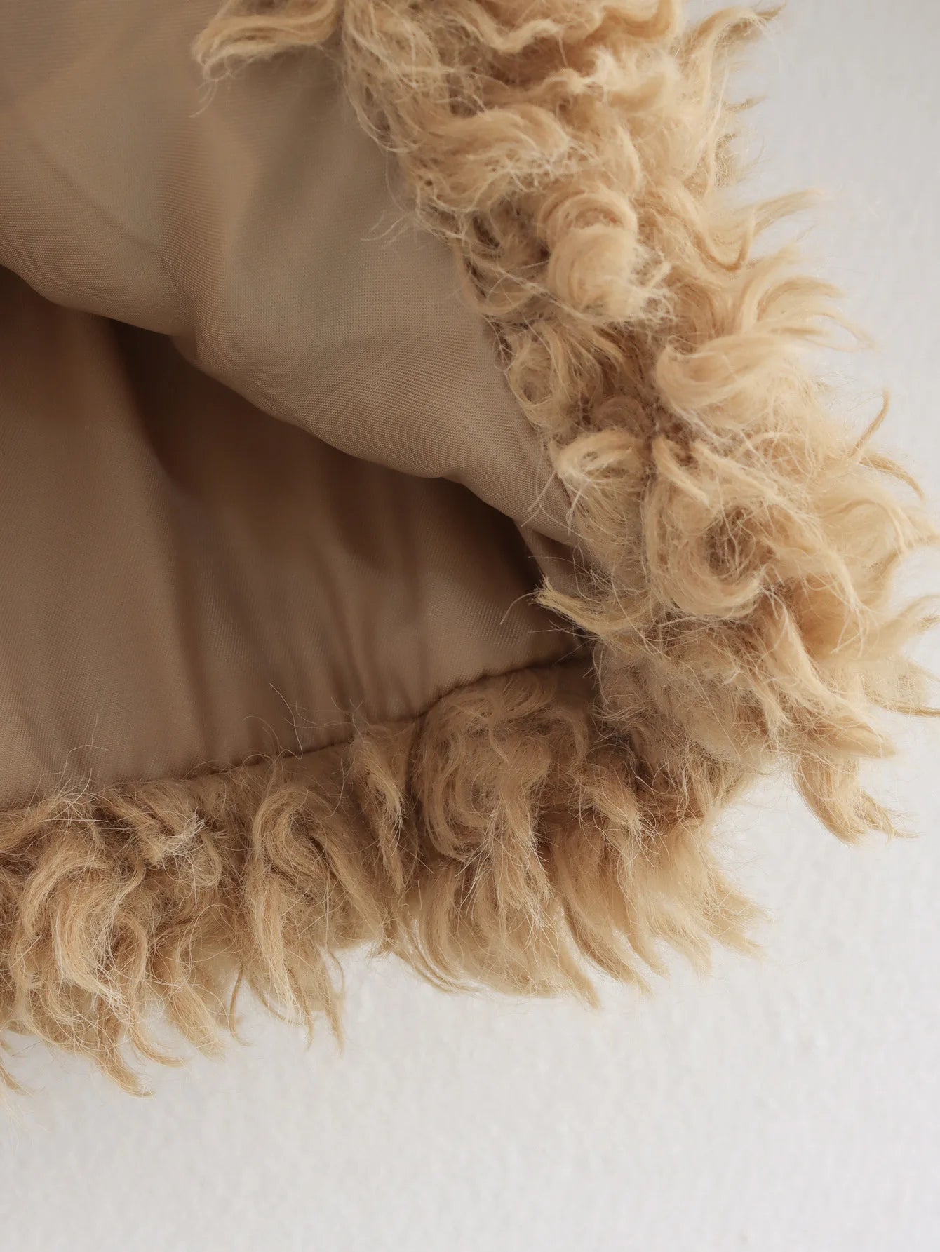 Die Liora Jacket – Kunstfell-Teddymantel